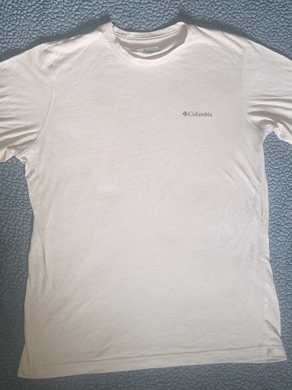 Mens Columbia Beige Logo Tee